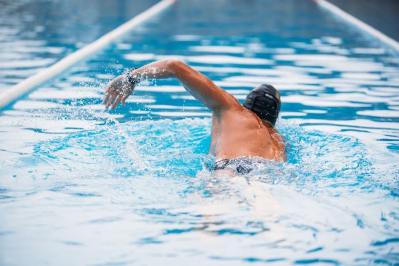 Pool exercises for workout rutine.